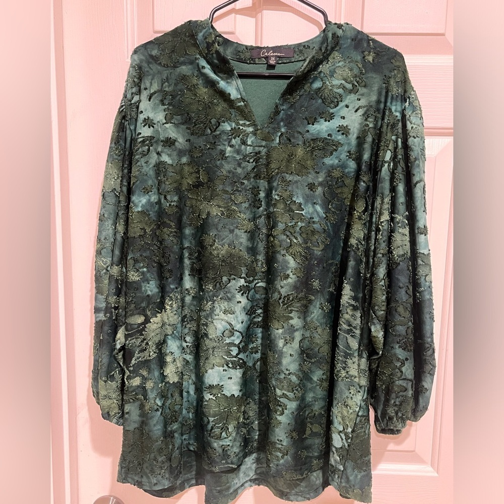 Calessa Vintage-Inspired Green Floral Velvet Burnout BOHO Tunic TOPWOMEN SIZE 3X